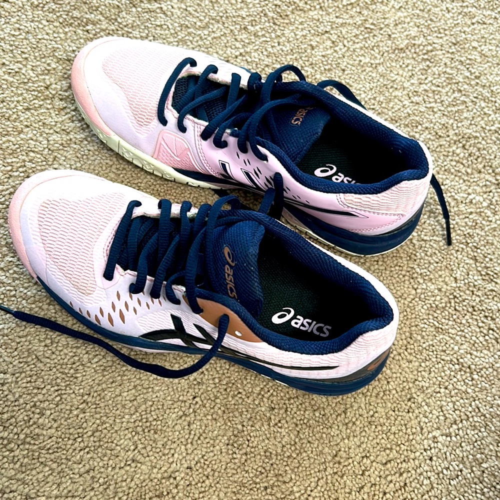 ASICS volleyball tennis shoes